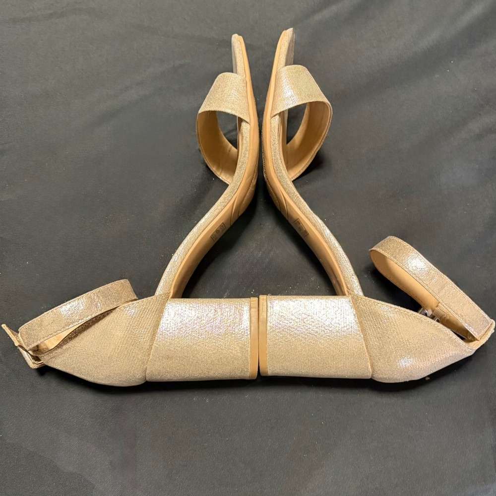 CL by Laundry Women's Champagne Block Heel Ankle Strap Sandals Size 7.5M Party